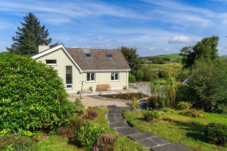 Cottage Clifden