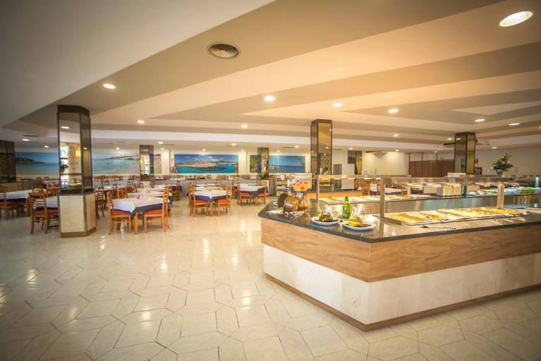 Hotel Club Cala Romani — photo 3