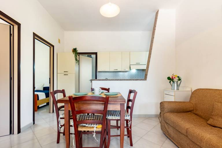 Child-friendly beautiful rental apartment with terrace & yard | Beach nearby | Pet-friendly — photo 4