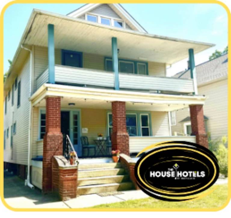 House Lakewood