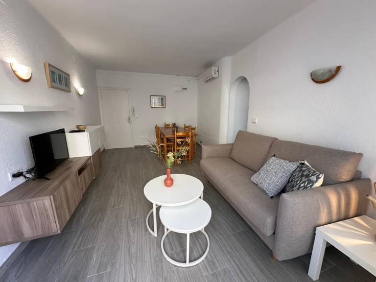 Apartment with 2 rooms for 6 persons in Roses