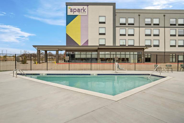 Spark by Hilton Garland Dallas East — photo 3