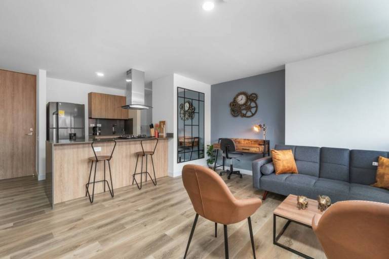 Go Living & Suites 603