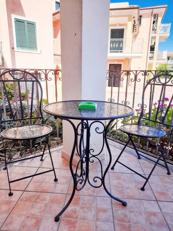 Rental apartment with 2 rooms for 6 persons — photo 4