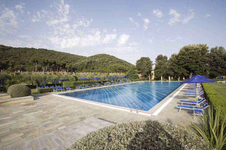 Charming rental apartment with pool, sauna & garden | Close to the beach | Pets are welcome — photo 2