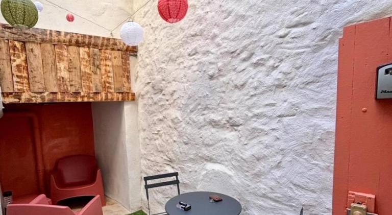 Holiday apartment with 1 room for 2 persons in Dijon