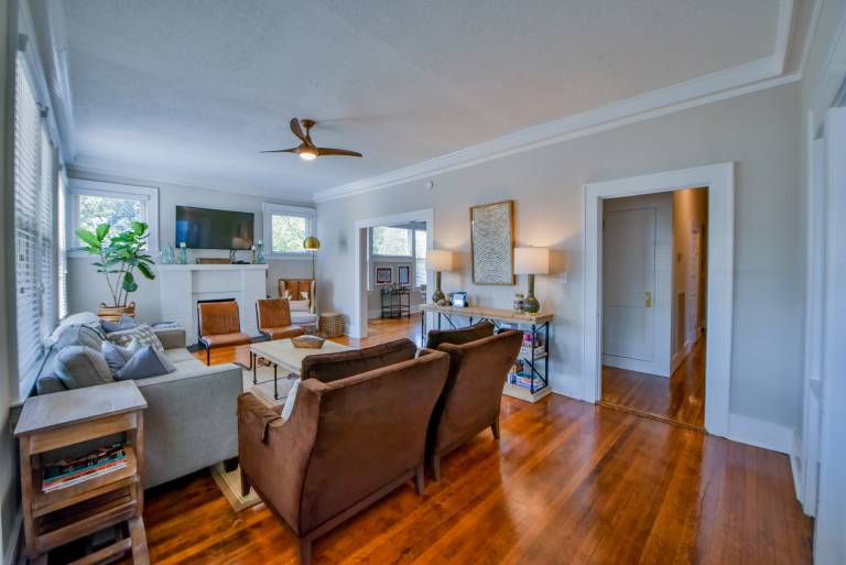 Alabama Charm - Bama Vacation Rentals — photo 4