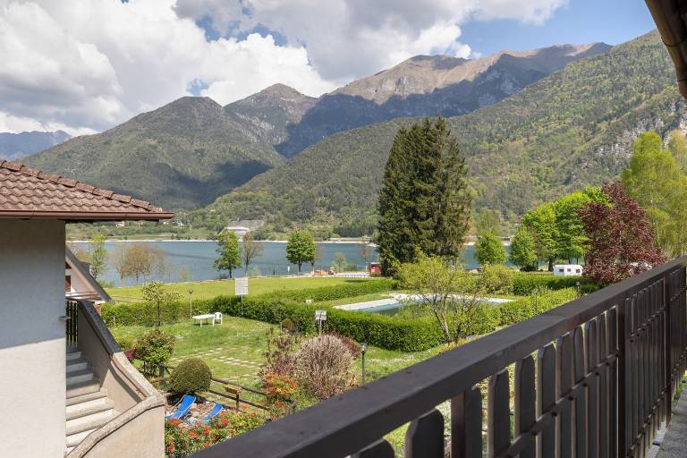 Apartment 'Di Pastei 13' with Lake View, Shared Pool and Wi-Fi — photo 3