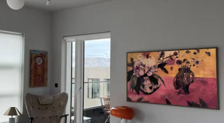 Room in modern downtown apt with private bathroom in Reykjavik