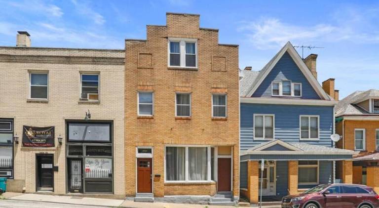 Pleasant house | Pets allowed in Pittsburg, PA