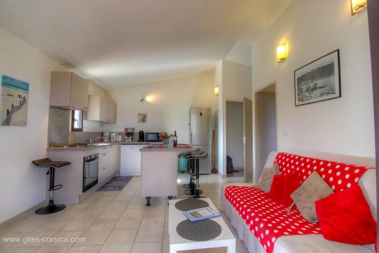 Fully equipped lovely gite with patio, garden & heated pool | Pet-friendly — photo 4