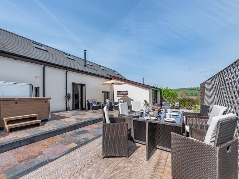 Cottage  Llandyfaelog