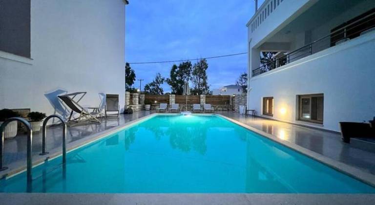 Villa with patio, barbeque & private pool in Rethymno