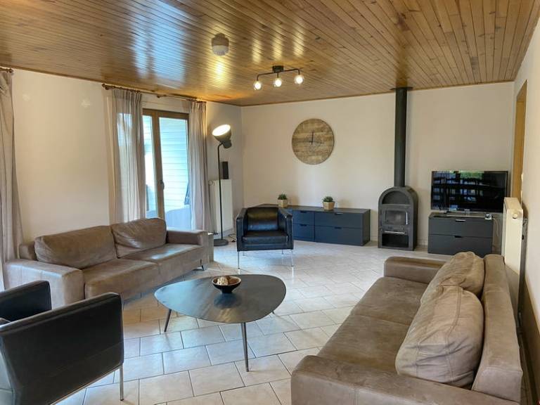 Vacation home with private pool, garden & patio — photo 2