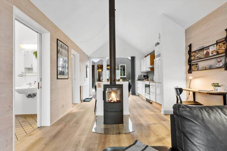 Pleasant house with hot tub, sauna & barbecue | Pet-friendly — photo 2