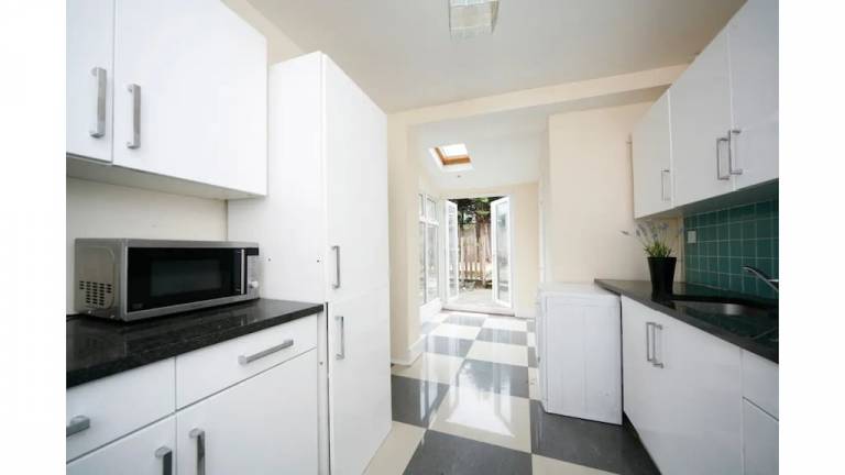 Bed & Breakfast London