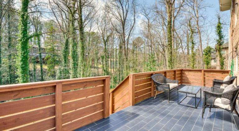 232 m&sup2; Ferienhaus
