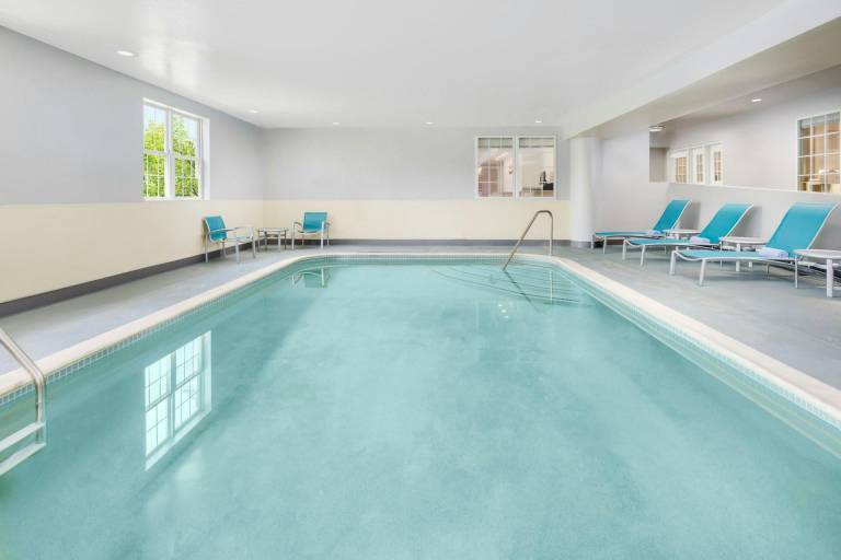TownePlace Suites by Marriott Manchester-Boston Regional Airport — photo 4
