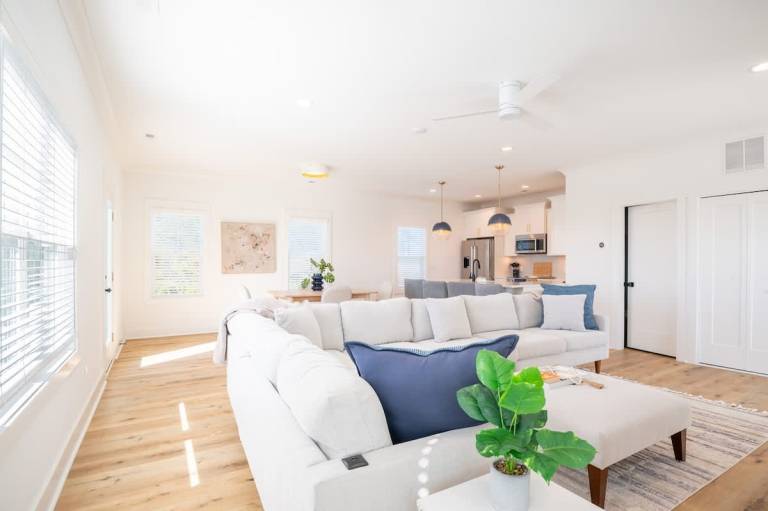 Vacation home with garden & BBQ | Water view in Carolina Beach, NC