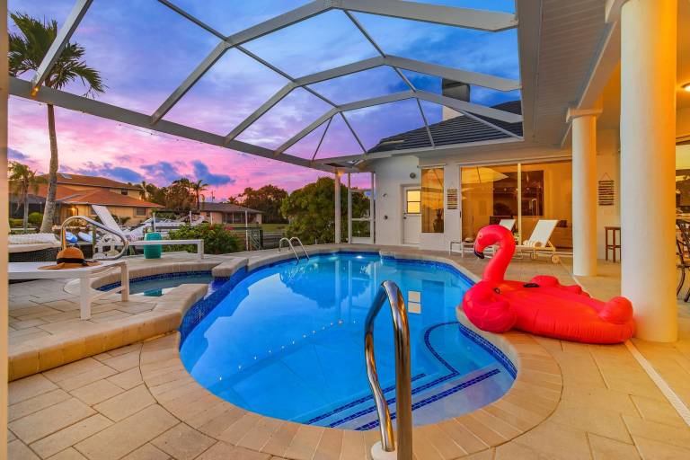 Experience Luxury- Gulf Access, Stunning Canal Views, Heated Pool- Villa Avalon - Roelens — photo 3