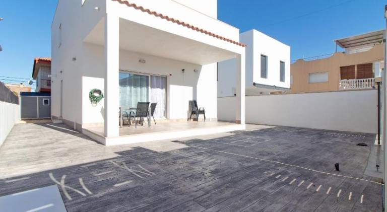 160 m&sup2; Ferienhaus