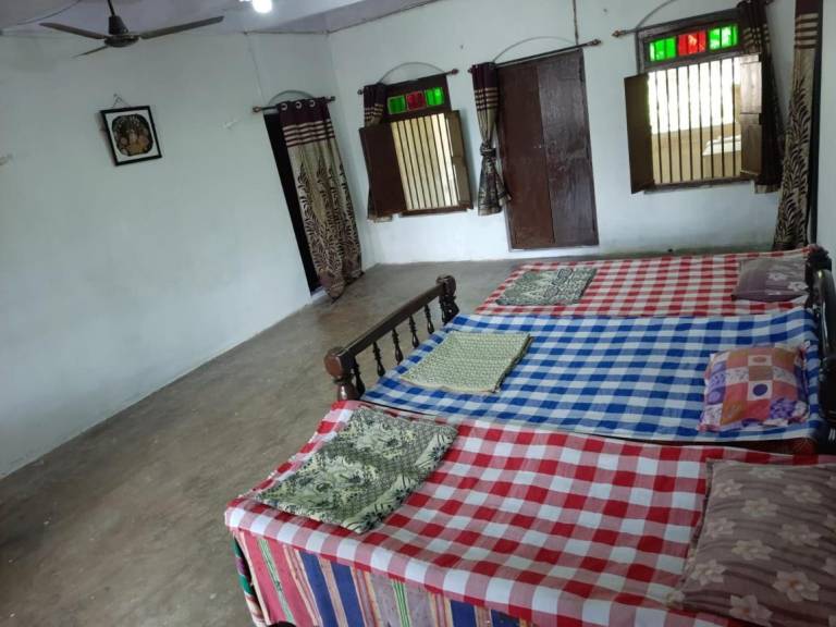 Bed and breakfast  Tarkarli Beach