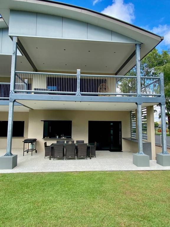 House  Burrum Heads