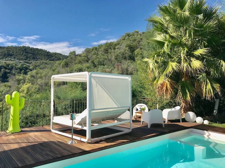 Bed & Breakfast  Cannes