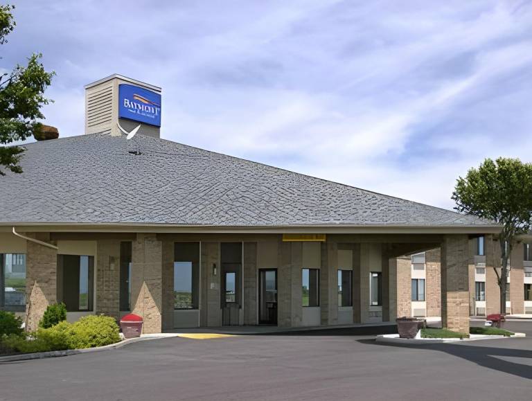 Baymont by Wyndham Tuscola in Tuscola, IL