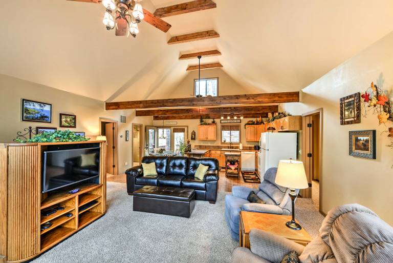 Relax Fireside! Peaceful Forest Haven in Prescott — photo 5