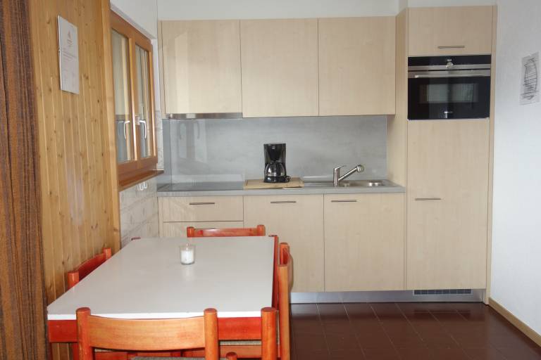 Rental apartment with yard & terrace — photo 4