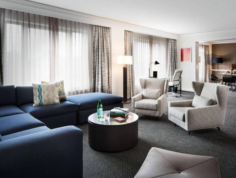 The Logan Philadelphia, Curio Collection by Hilton — photo 2