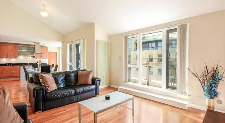Britannia Penthouse in Edinburgh