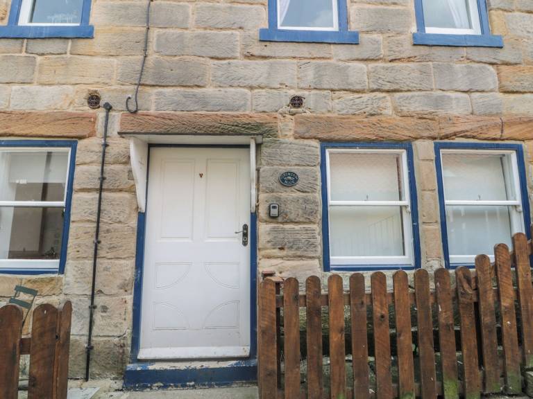 Apartment  Hinderwell