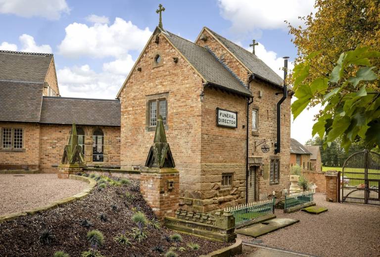 Apartment Redditch