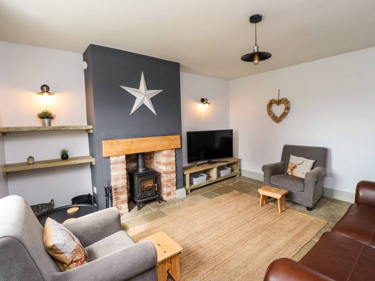 Child-friendly wonderful cottage with terrace & yard | Pet-friendly — photo 4