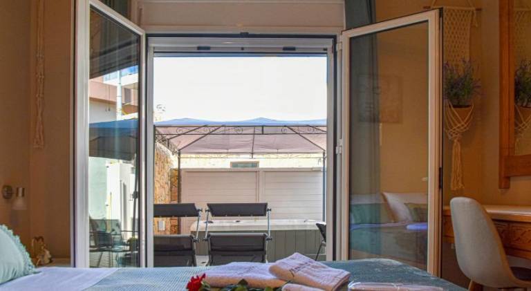Vacation home with patio, jacuzzi & sauna | Good for workation — photo 2