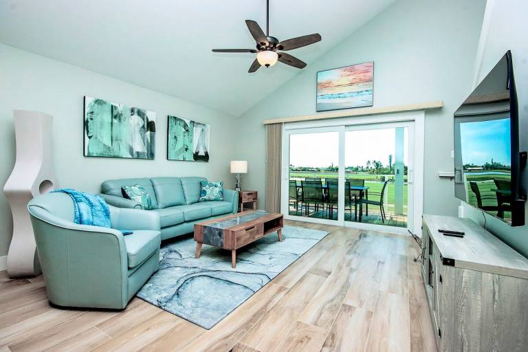 Breathtaking golf front villa on Sanibel Island - Includes Tennis Membership - 18th Fairway — photo 3