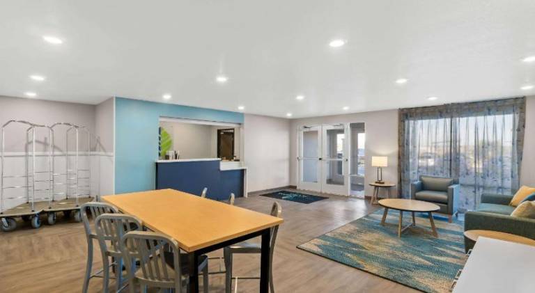 WoodSpring Suites Centennial - Denver Tech Center — photo 4