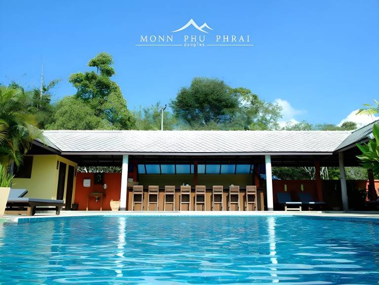 Monn Phu Phrai