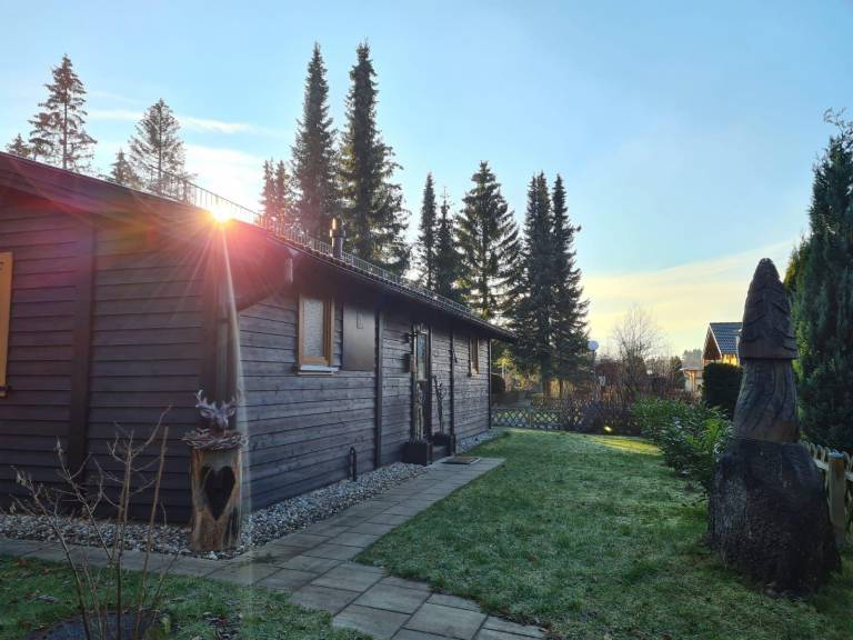 Wonderful vacation home with grill, yard & terrace | Pet-friendly — photo 4