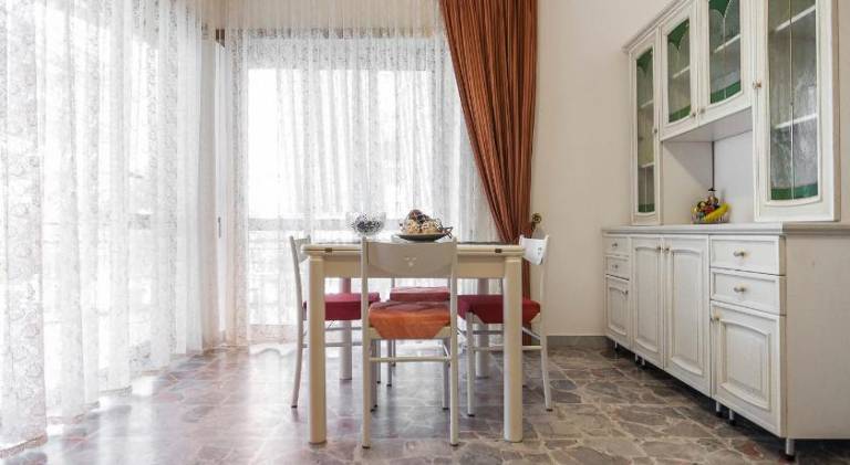 Rental apartment with 3 rooms for 8 persons — photo 3