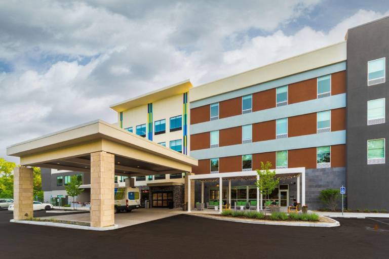 Home2 Suites by Hilton Minneapolis Mall of America in Bloomington, MN