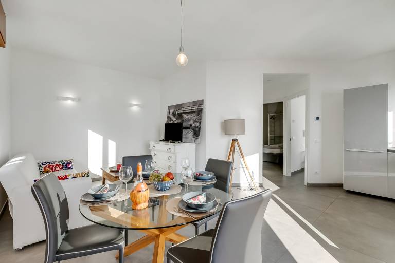 Rental apartment with patio | Mountain view — photo 3