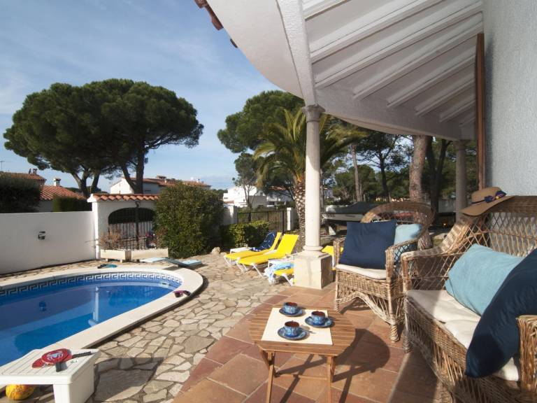 Fully equipped villa with private pool, grill & garden | Close to the beach | Pets allowed — photo 5