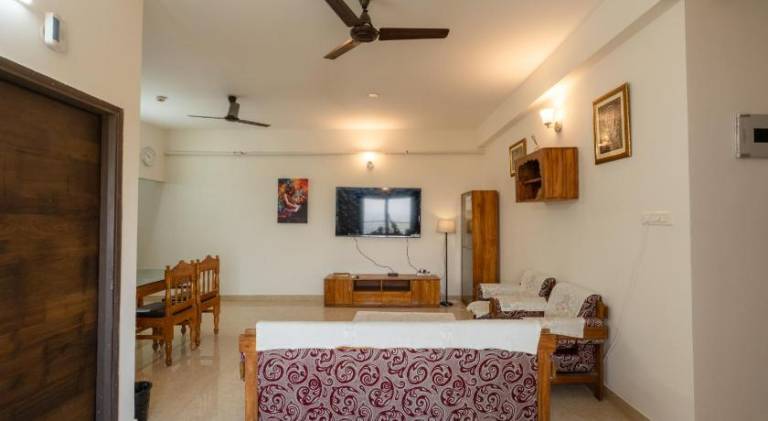 Big holiday apartment with pool | Pets allowed — photo 2