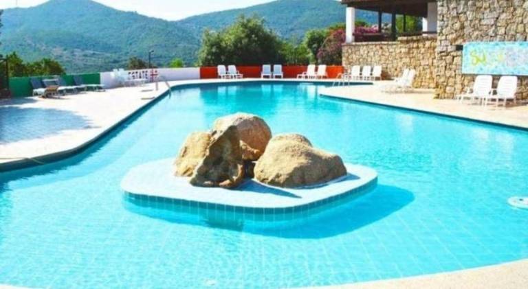 Apartment with pool | Pet-friendly — photo 4