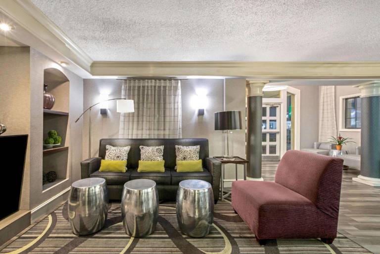 La Quinta Inn by Wyndham Fresno Yosemite — photo 2