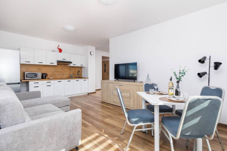 Family-oriented lovely holiday apartment with yard & fast internet | Dogs allowed — photo 2