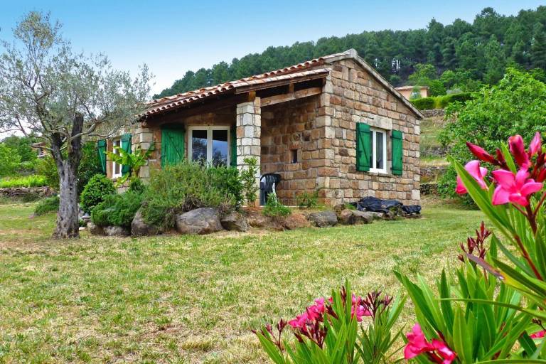 Ferienhaus mit Hund in Chambonas, Languedoc-Roussillon fuer max. 4 Personen